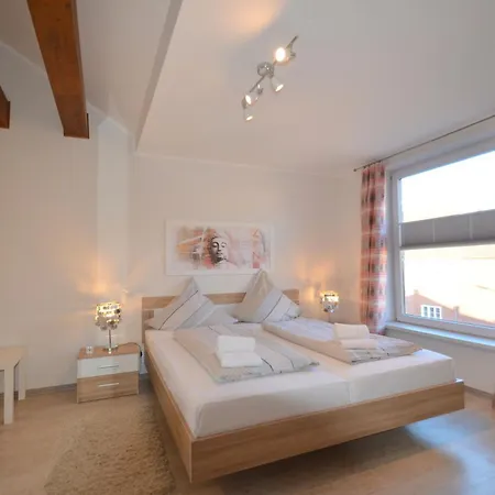 Gaestehaus Am Kanal - Ferien Und Serviced-appartements Διαμέρισμα *