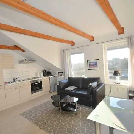 Διαμέρισμα Gaestehaus Am Kanal - Ferien Und Serviced-appartements Ρέντσμπουργκ