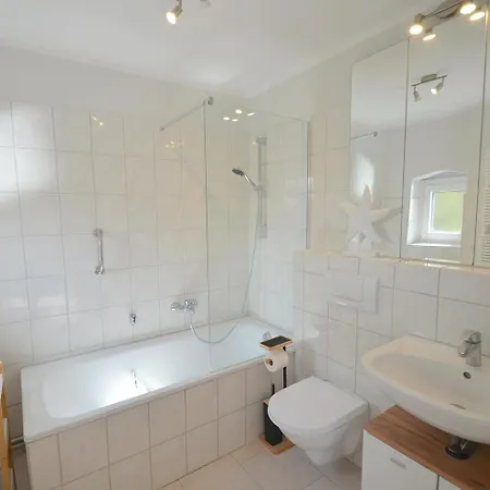 Gaestehaus Am Kanal - Ferien Und Serviced-appartements Διαμέρισμα