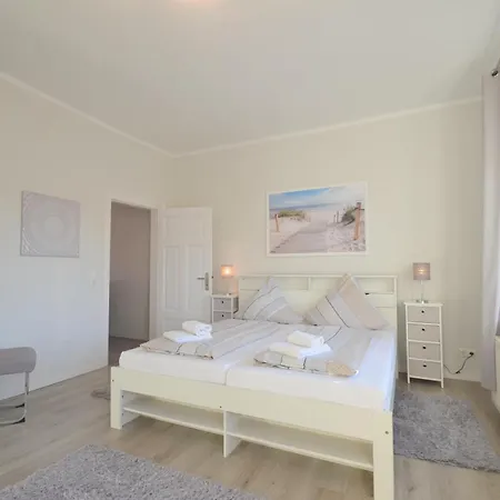 Gaestehaus Am Kanal - Ferien Und Serviced-appartements 公寓