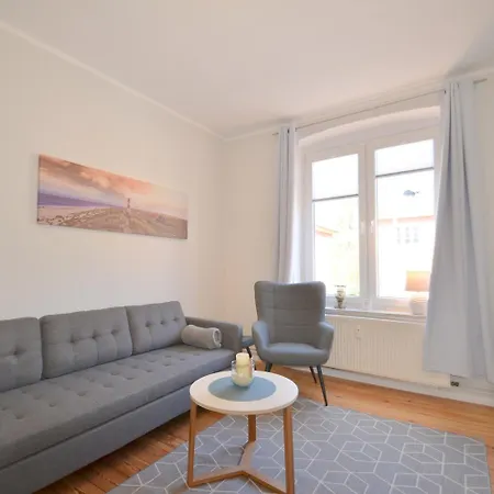 Gaestehaus Am Kanal - Ferien Und Serviced-appartements Rendsborg