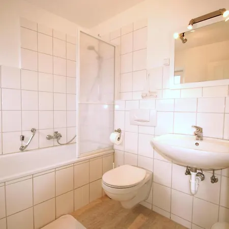 Gaestehaus Am Kanal - Ferien Und Serviced-appartements Lejlighed