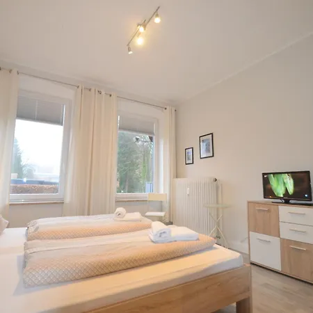 Lejlighed Gaestehaus Am Kanal - Ferien Und Serviced-appartements
