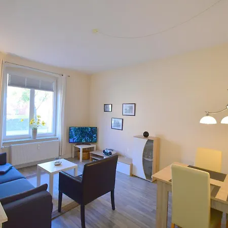 Gaestehaus Am Kanal - Ferien Und Serviced-appartements Lejlighed