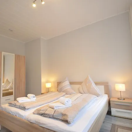 Gaestehaus Am Kanal - Ferien Und Serviced-appartements