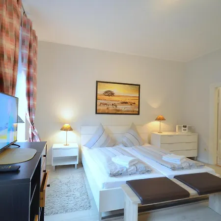 Gaestehaus Am Kanal - Ferien Und Serviced-appartements Lejlighed Rendsborg