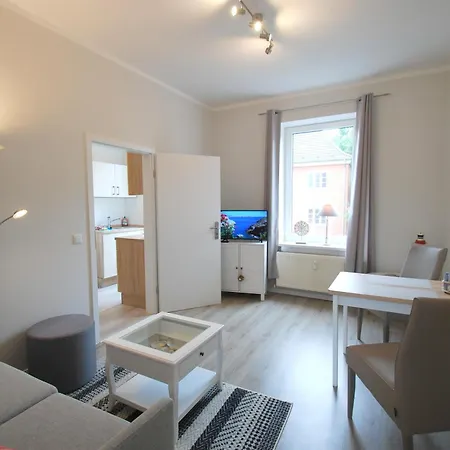 Lejlighed Gaestehaus Am Kanal - Ferien Und Serviced-appartements *